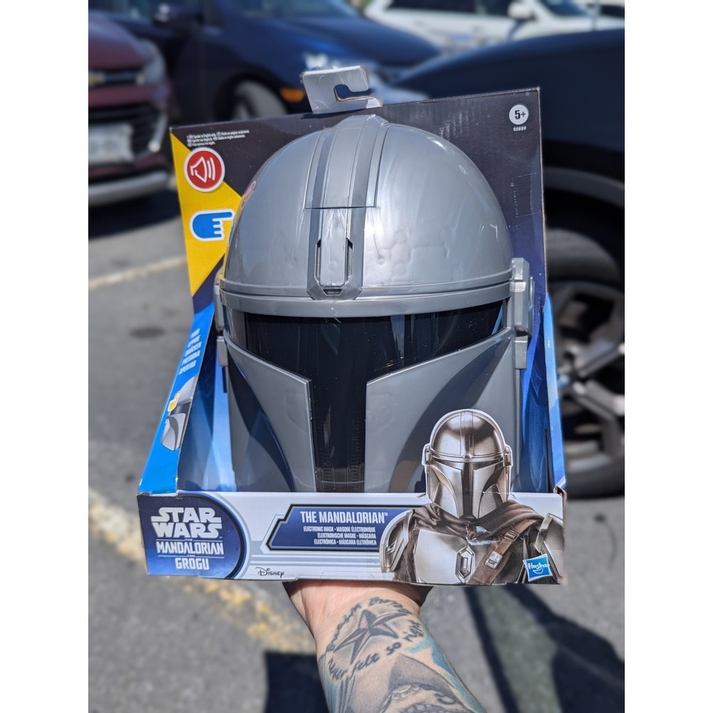 The Mandalorian Electronic Mask Sound Effects & Phrases Hasbro Toys New & Sealed